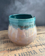 Load image into Gallery viewer, Teal/Tan Yarn Bowl