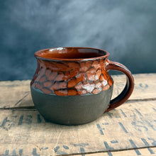 Load image into Gallery viewer, Medium Faceted Mug
