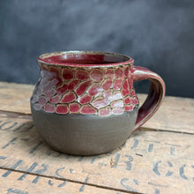 Load image into Gallery viewer, Small Faceted Mug
