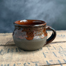 Load image into Gallery viewer, Medium Faceted Mug
