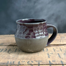 Load image into Gallery viewer, Small Faceted Mug
